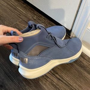 Women’s puma shoes